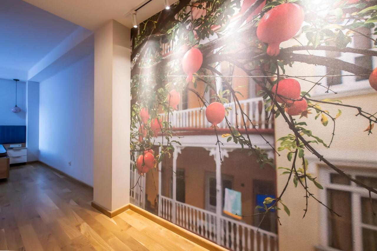 Hotel Solo ティビリシ エクステリア 写真